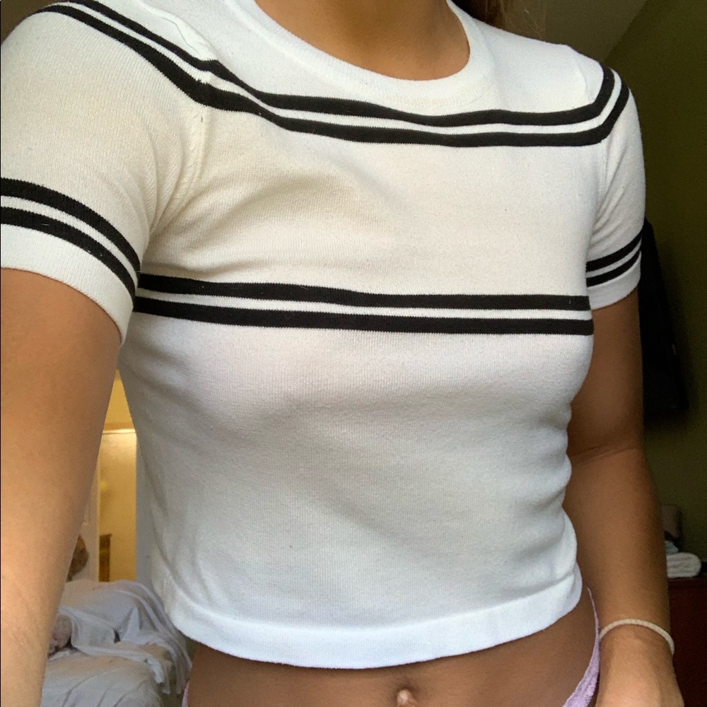 Brandy Melville Crop Top.